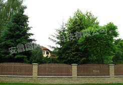 Outdoor Decorative Engineered Plastic Wood Composite Hollow WPC Fence