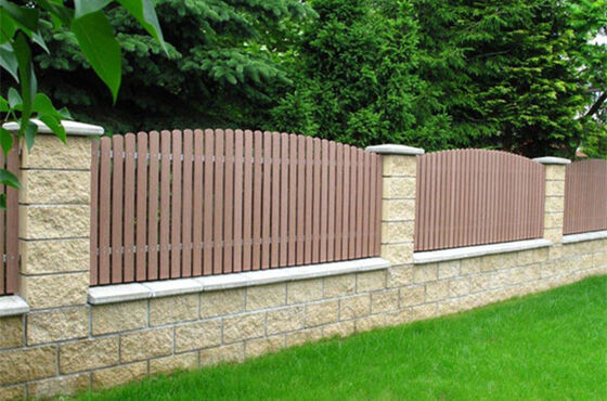                    Matte Finish WPC Fencing Panel Easy Clean for Office Courtyard              