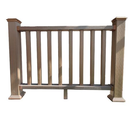                    Eco-Recycled WPC Fencing Anti-Termite for Farm Boundary              